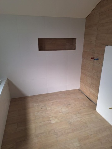 Detail obkladu v nové koupelně